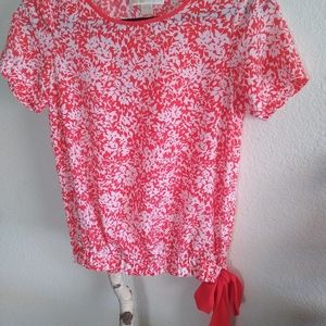 Michael kors blouse. xs zise really good condition.